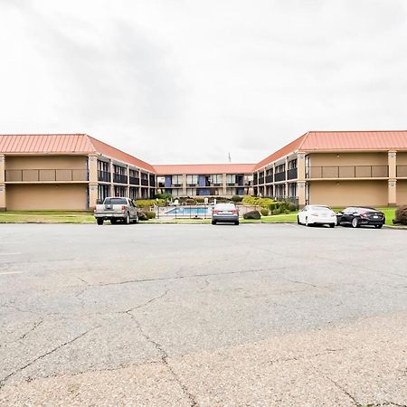 Oyo Hotel Bossier City La - Red River المظهر الخارجي الصورة